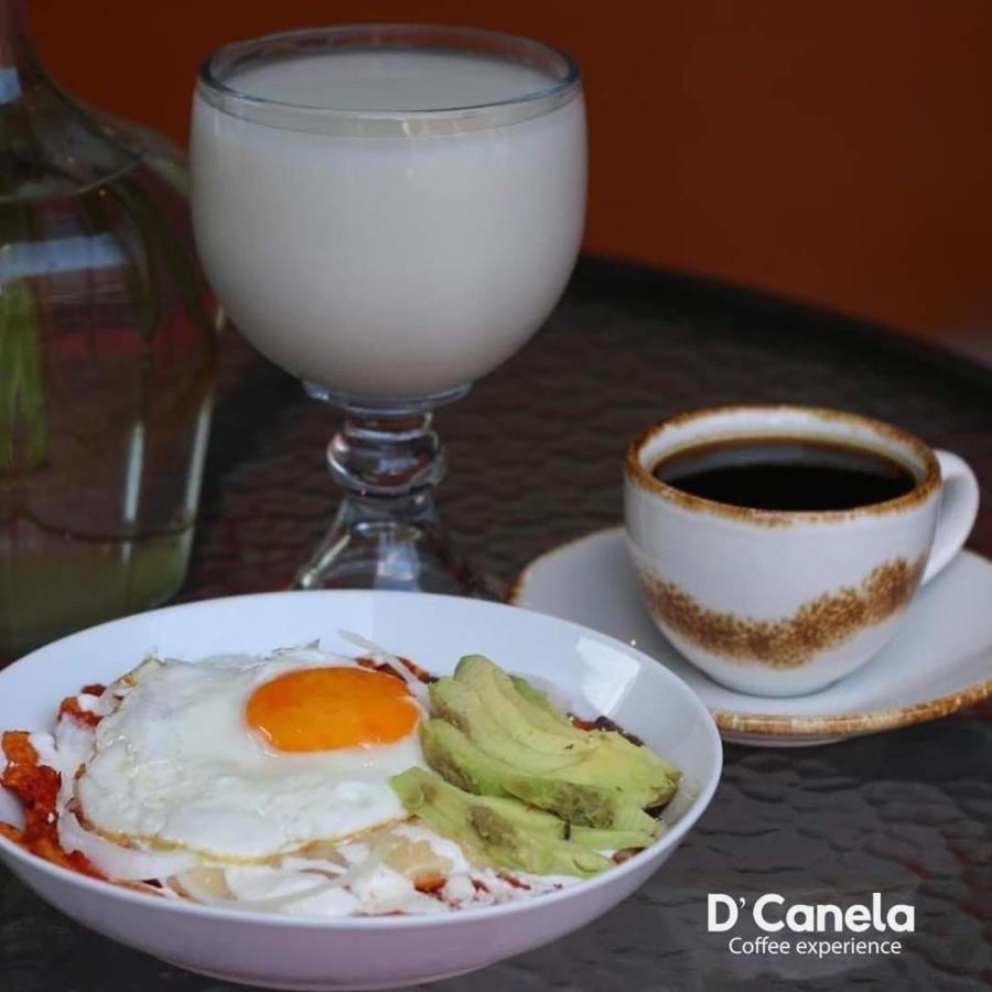 Hotel Real Colonial Valladolid  Bagian luar foto