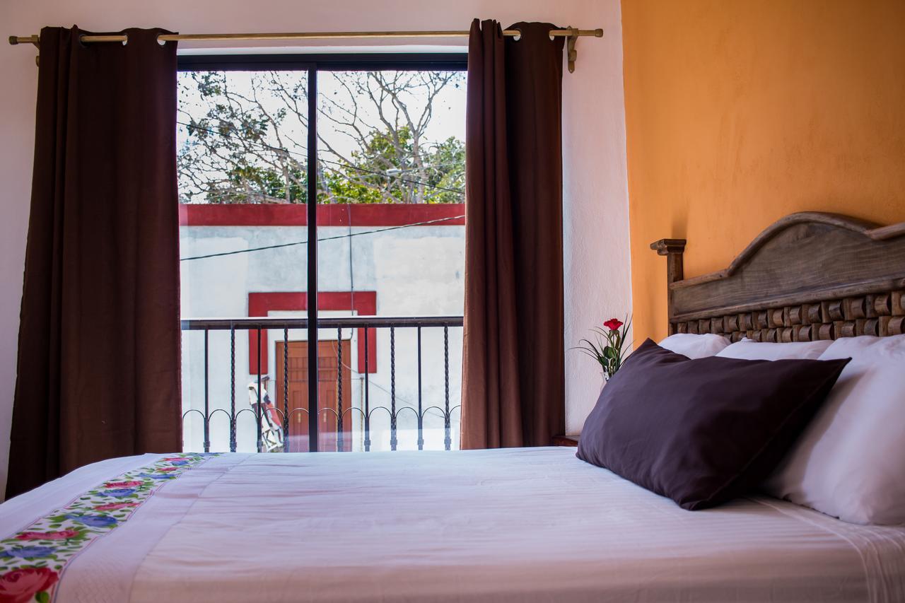 Hotel Real Colonial Valladolid  Bagian luar foto